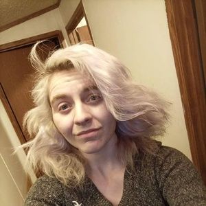 Meet your Posher, Camille